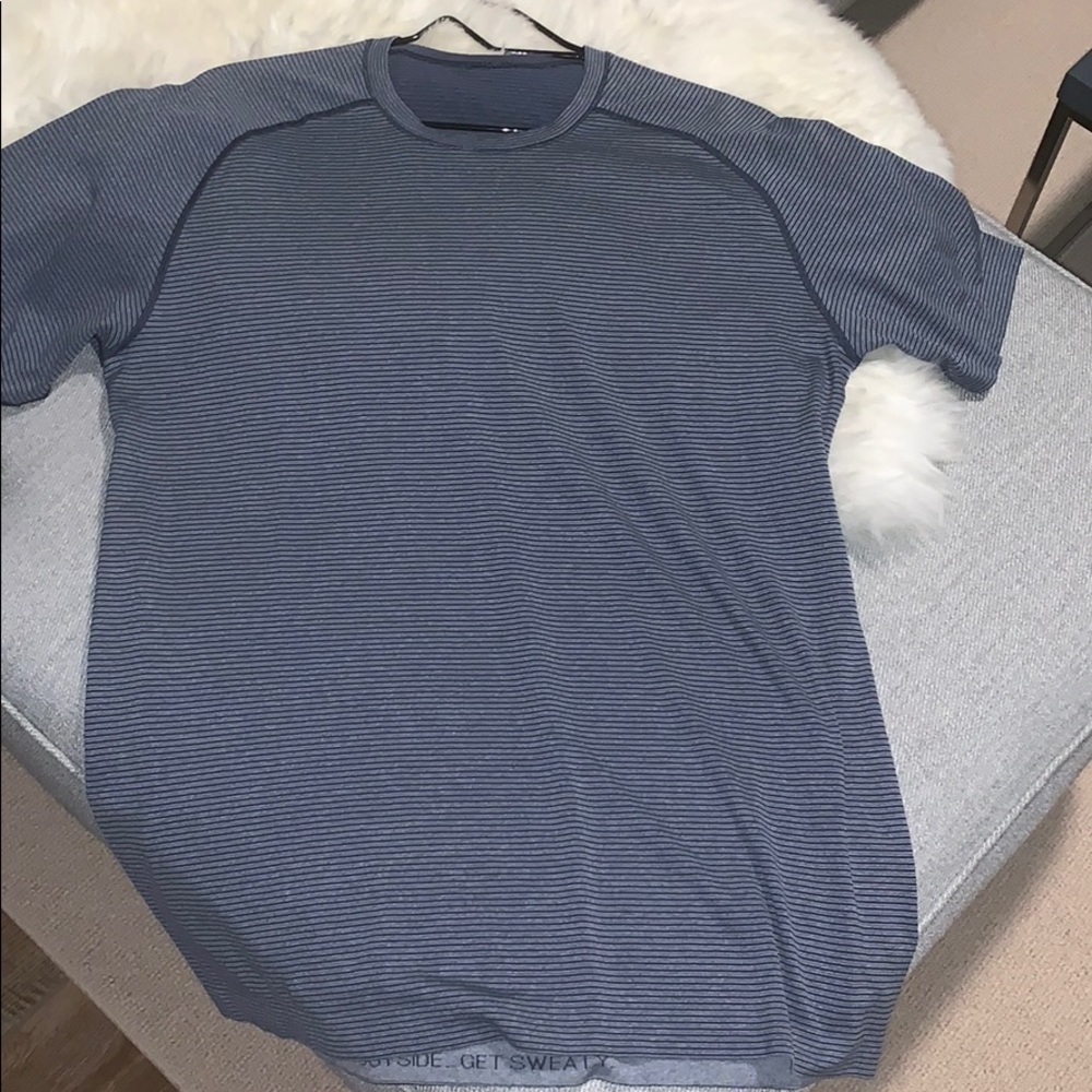 Lululemon Metal Vent T